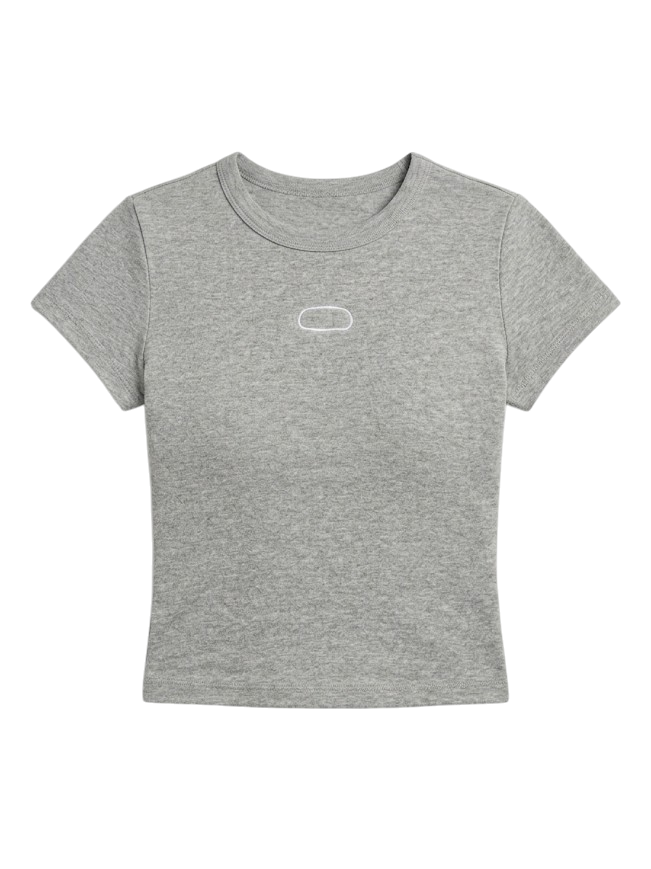 Camiseta Baby Tee Oyster Stone color gris, streetwear minimalista inspirado en Cádiz