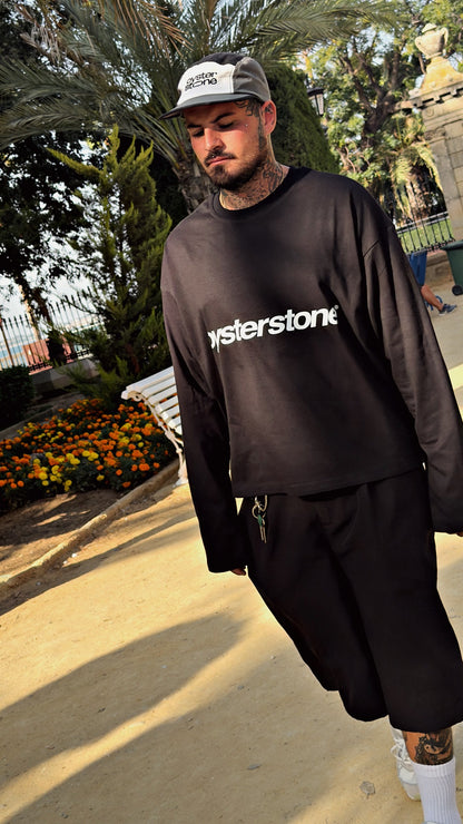 Long Sleeve MEMORIES negra vista de medio cuerpo, algodon italiano de 220 gramos
